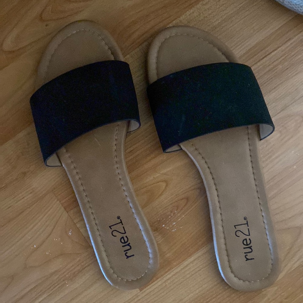 RUE21 sandals